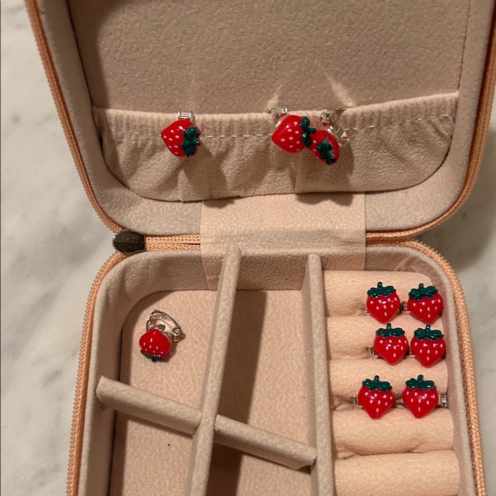 Strawberry Earrings Set